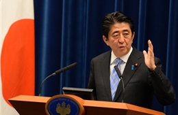 “Nước cờ” giải tán Hạ viện của ông Abe